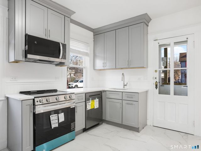 27 5th Street 1, Stamford, CT 06905