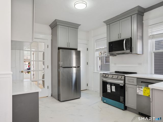 27 5th Street 1, Stamford, CT 06905