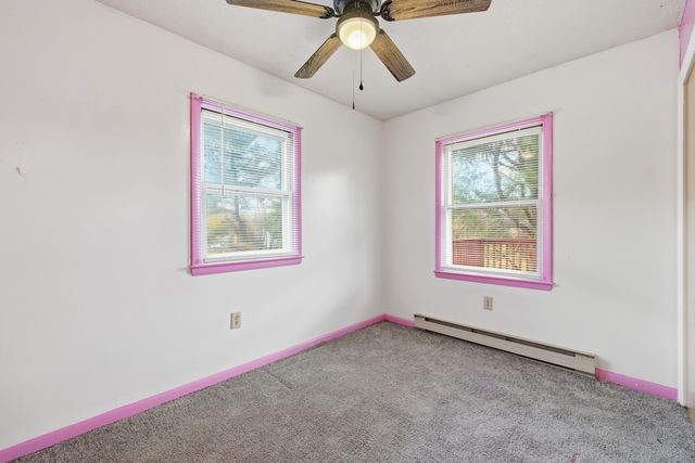 460 MASSANUTTEN DR, Edinburg, VA 22824