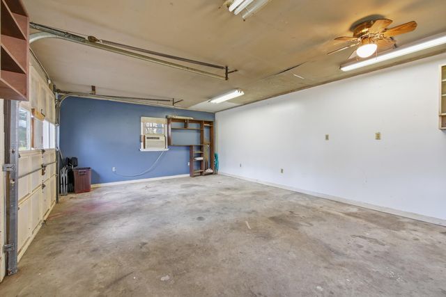 460 MASSANUTTEN DR, Edinburg, VA 22824