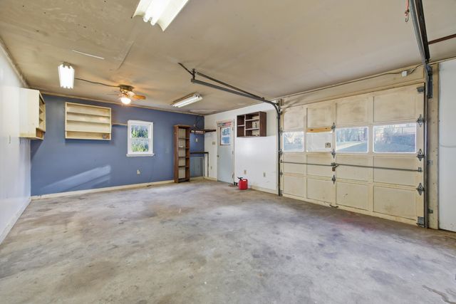 460 MASSANUTTEN DR, Edinburg, VA 22824