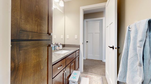 3912 Quail Avenue N, Minneapolis, MN 55422