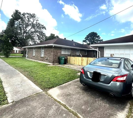724 Handell Lane, Pasadena, TX 77502