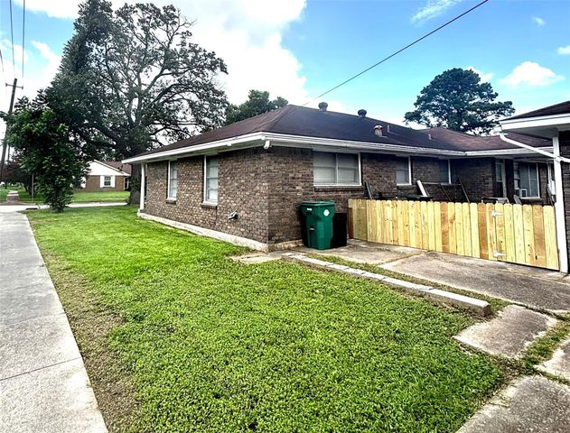724 Handell Lane, Pasadena, TX 77502