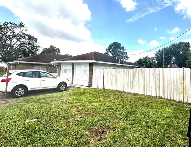 724 Handell Lane, Pasadena, TX 77502