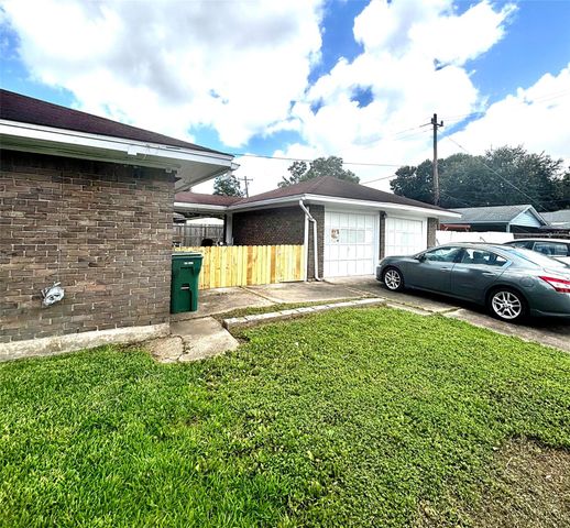 724 Handell Lane, Pasadena, TX 77502
