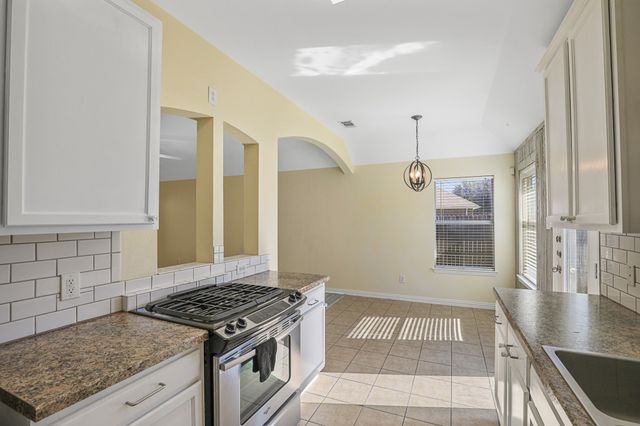 1012 Villa Paloma Boulevard, Little Elm, TX 75068