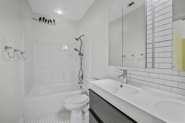 1012 Villa Paloma Boulevard, Little Elm, TX 75068