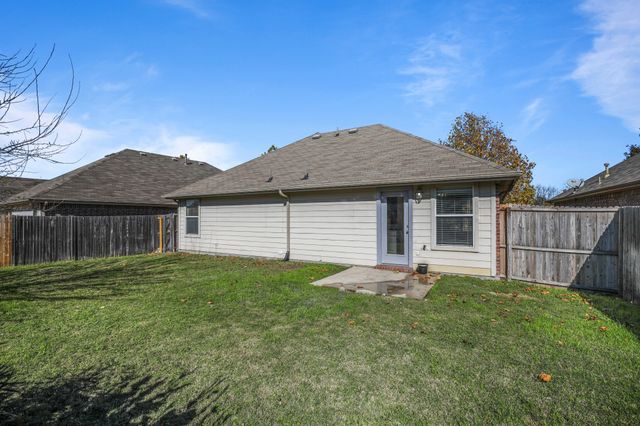 1012 Villa Paloma Boulevard, Little Elm, TX 75068