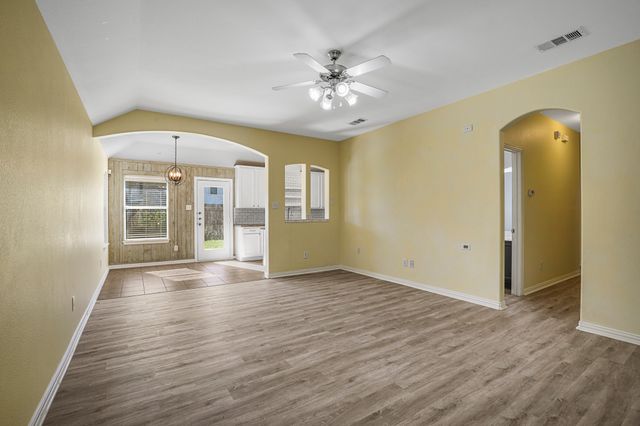 1012 Villa Paloma Boulevard, Little Elm, TX 75068