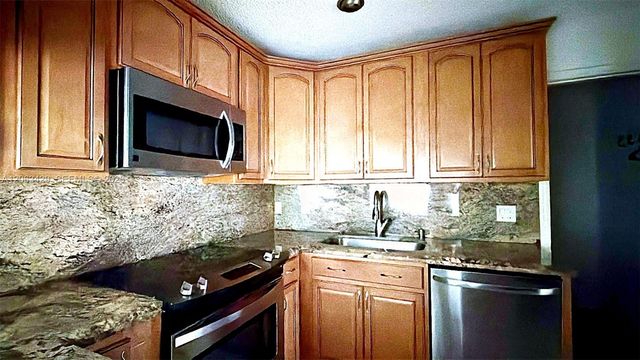 4226 S Landar Drive 4226, Lake Worth, FL 33463