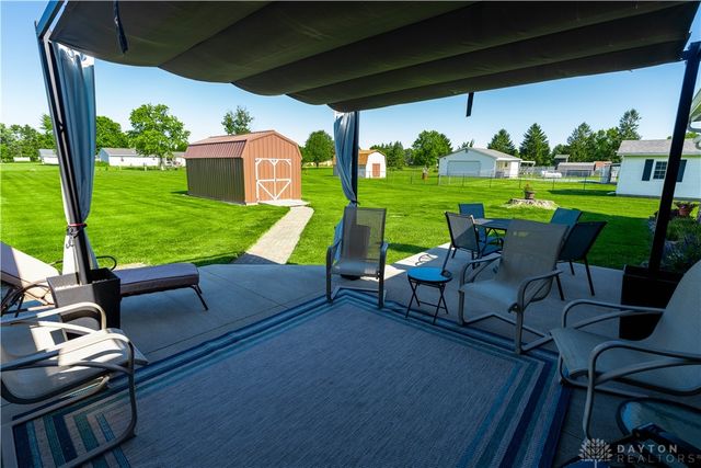2561 Ballentine Pike, German Twp, OH 45502