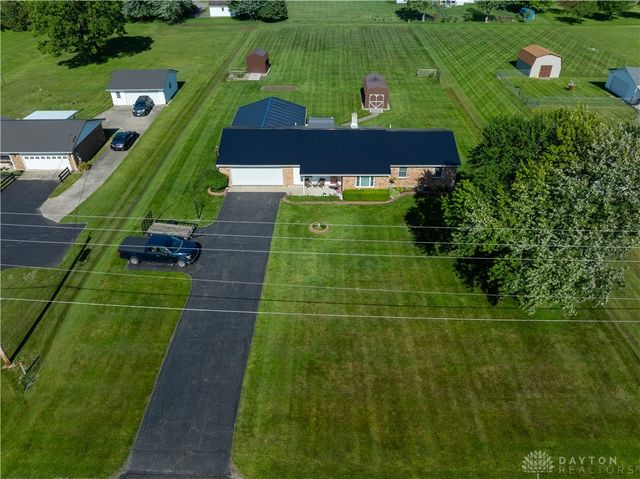2561 Ballentine Pike, German Twp, OH 45502