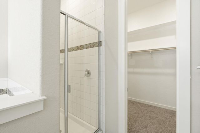 6711 Calabria DR, Round Rock, TX 78665