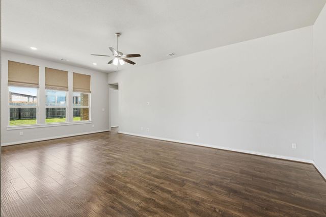 6711 Calabria DR, Round Rock, TX 78665