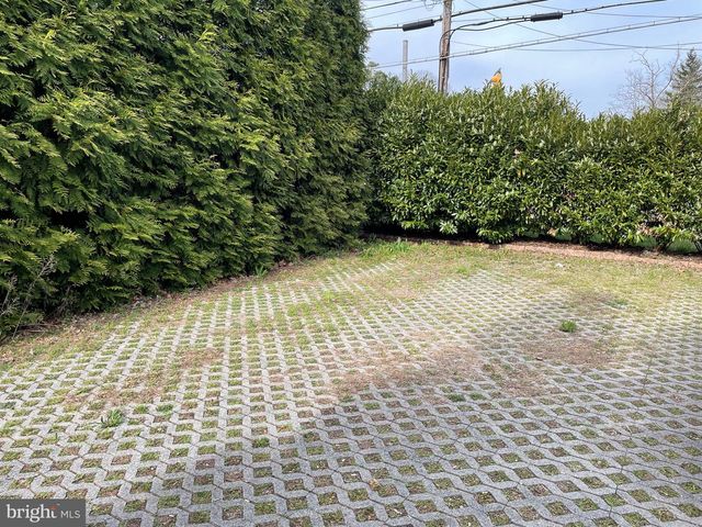 4-B N WHITE HORSE PIKE, Lindenwold, NJ 08021