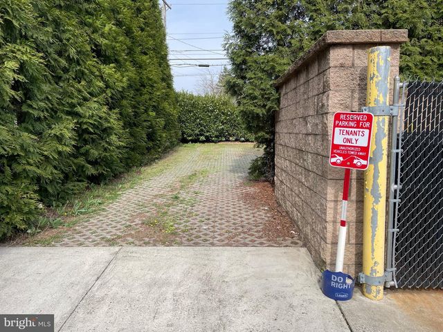 4-B N WHITE HORSE PIKE, Lindenwold, NJ 08021