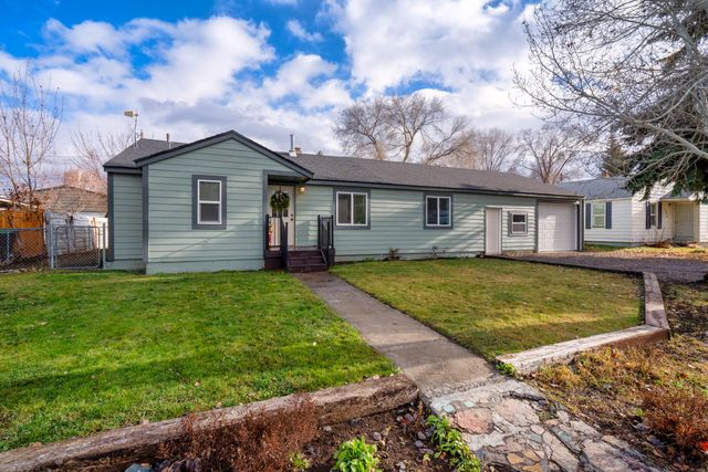 704 SE Elm Street, Prineville, OR 97754