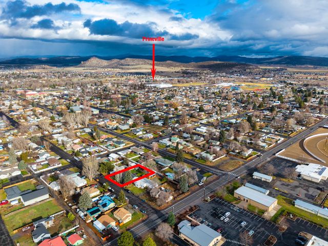 704 SE Elm Street, Prineville, OR 97754