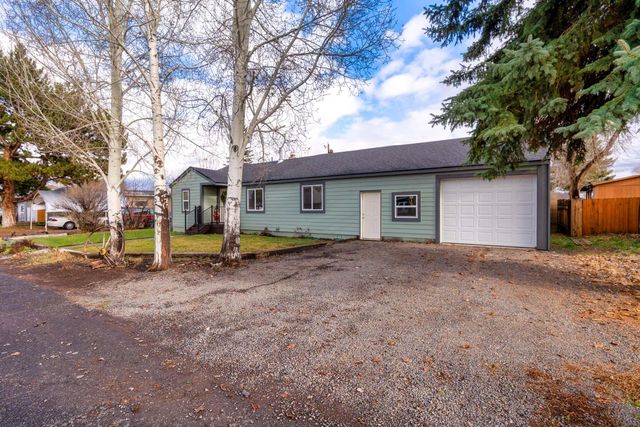 704 SE Elm Street, Prineville, OR 97754