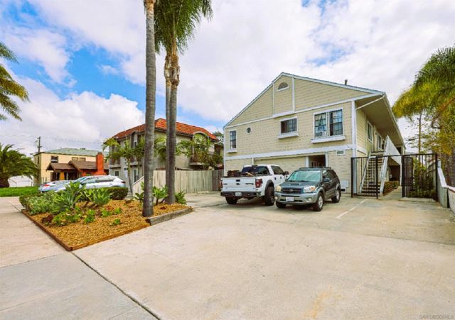 4655 33rd, San Diego, CA 92116