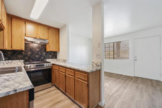 4655 33rd, San Diego, CA 92116
