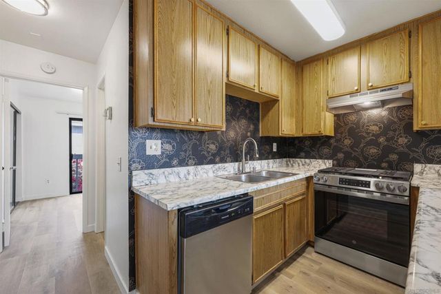 4655 33rd, San Diego, CA 92116