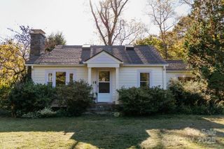 95 Aurora Drive, Asheville, NC 28805