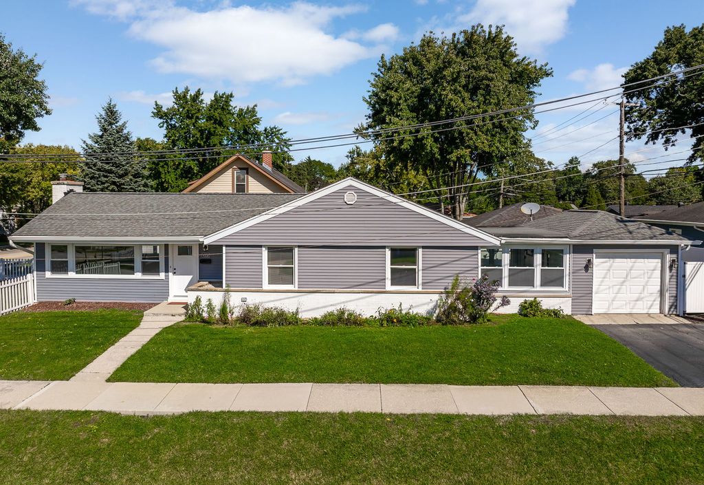 4551 Fairview Avenue, Downers Grove, IL 60515 — exterior