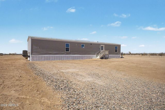 8810 S 341ST Drive, Tonopah, AZ 85354