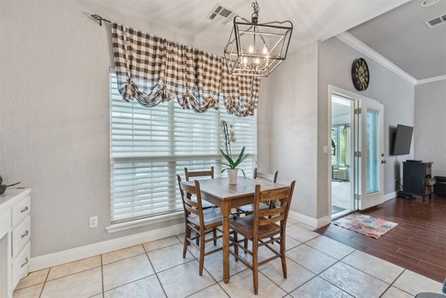 2400 Stonebridge Drive, Norman, OK 73071