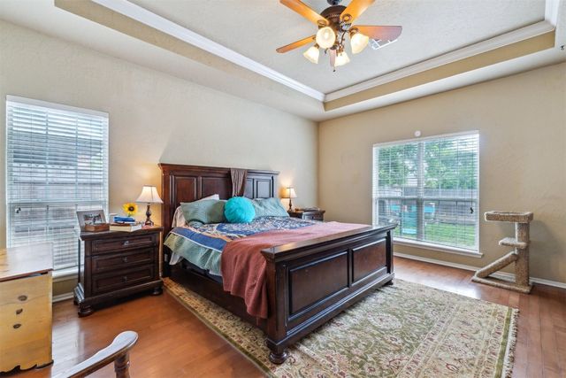 2400 Stonebridge Drive, Norman, OK 73071
