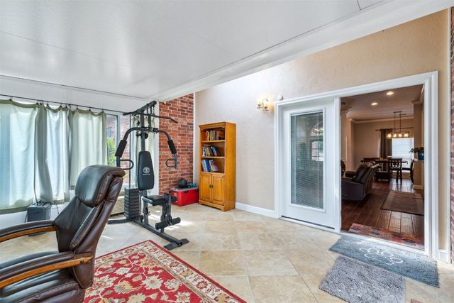 2400 Stonebridge Drive, Norman, OK 73071