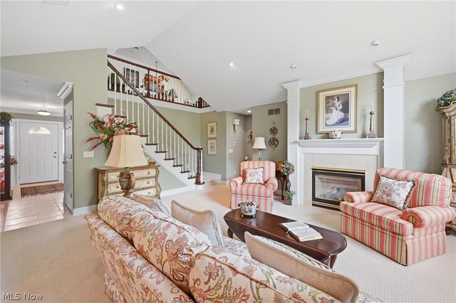149 Village Court, Columbiana, OH 44408