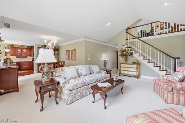 149 Village Court, Columbiana, OH 44408