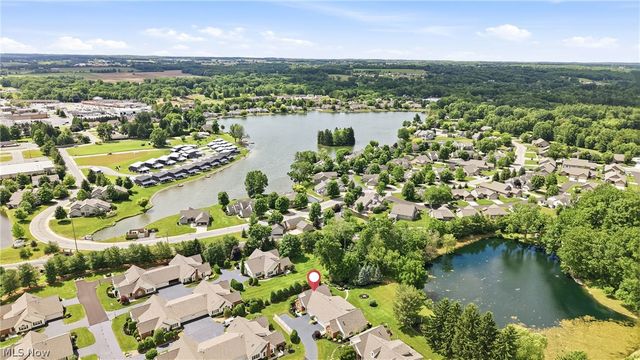 149 Village Court, Columbiana, OH 44408
