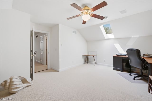 149 Village Court, Columbiana, OH 44408