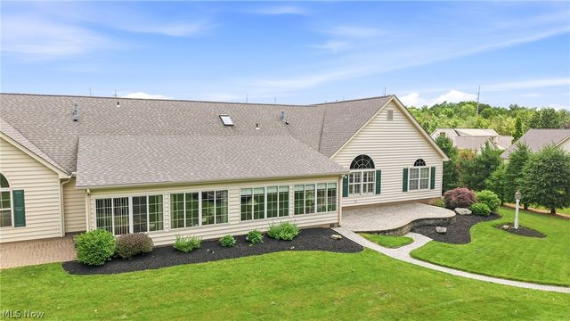 149 Village Court, Columbiana, OH 44408