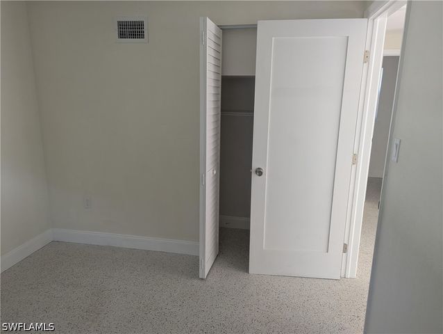 178 Evergreen RD, North Fort Myers, FL 33903