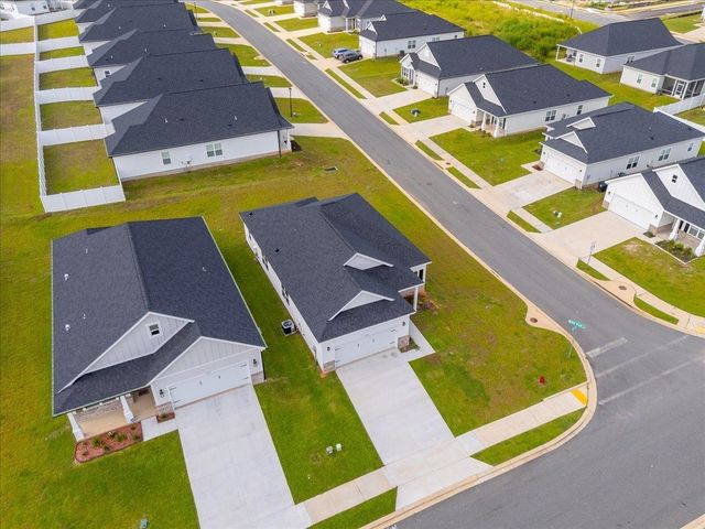 5706 Pinebarren Road, Tallahassee, FL 32303