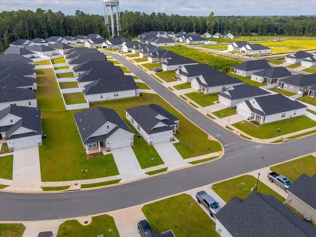 5706 Pinebarren Road, Tallahassee, FL 32303