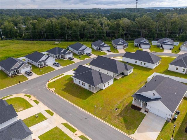 5706 Pinebarren Road, Tallahassee, FL 32303