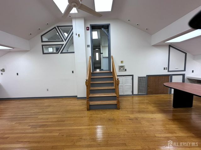 107 Stuyvesant Avenue 201, Lyndhurst, NJ 07071