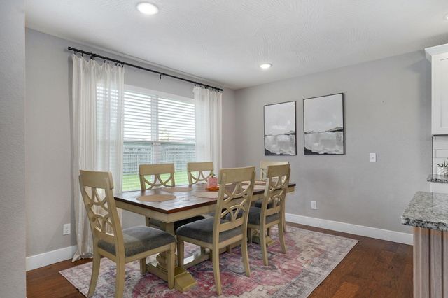 916 W Charlotte Court, Republic, MO 65738