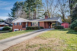 52 Broad Street, Waynesville, NC 28786