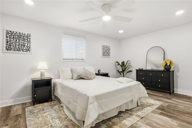 512 Westinghouse Ave, N Versailles, PA 15137