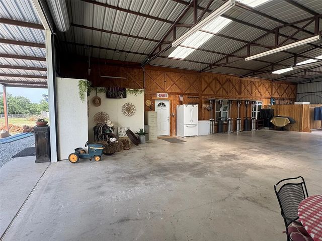 125B Rolling Bend Road, Alvord, TX 76225