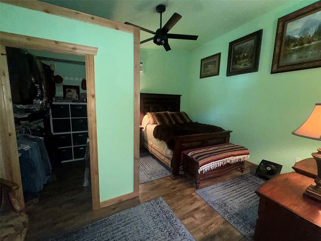 125B Rolling Bend Road, Alvord, TX 76225