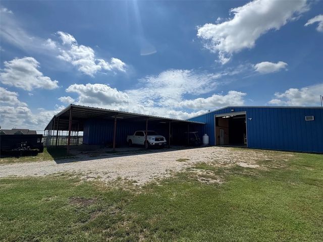 125B Rolling Bend Road, Alvord, TX 76225