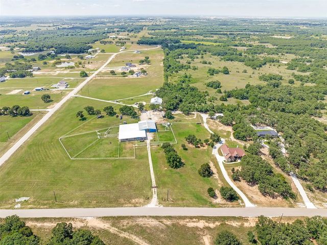 125B Rolling Bend Road, Alvord, TX 76225